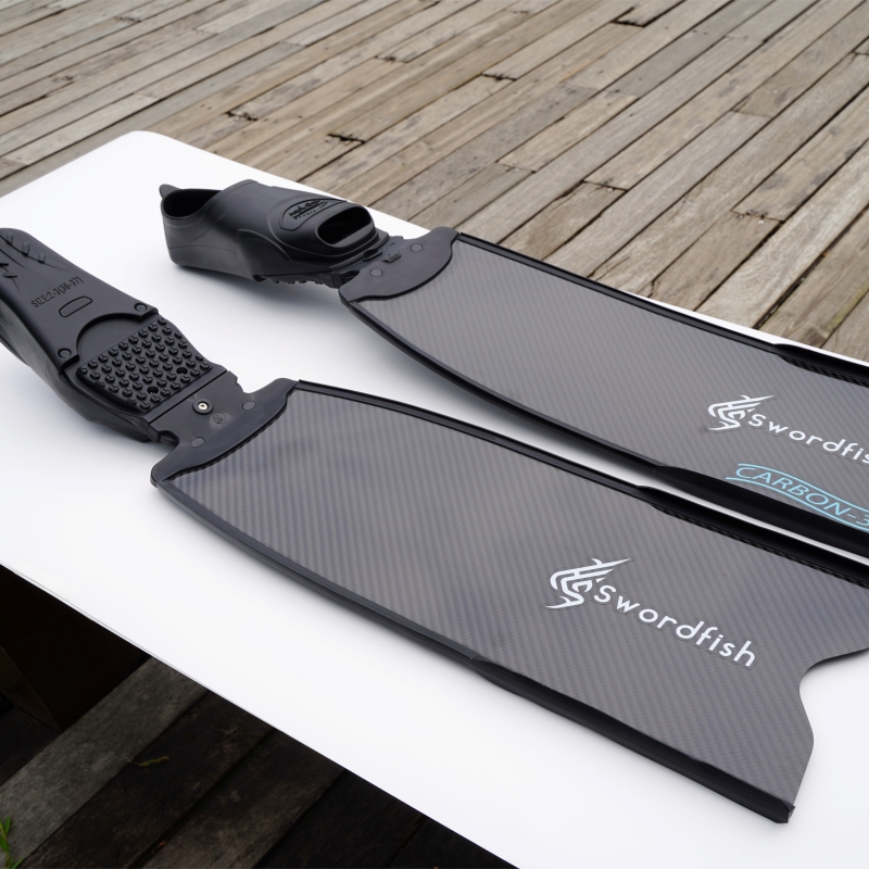 Medium Carbon Blade Fins V-Type
